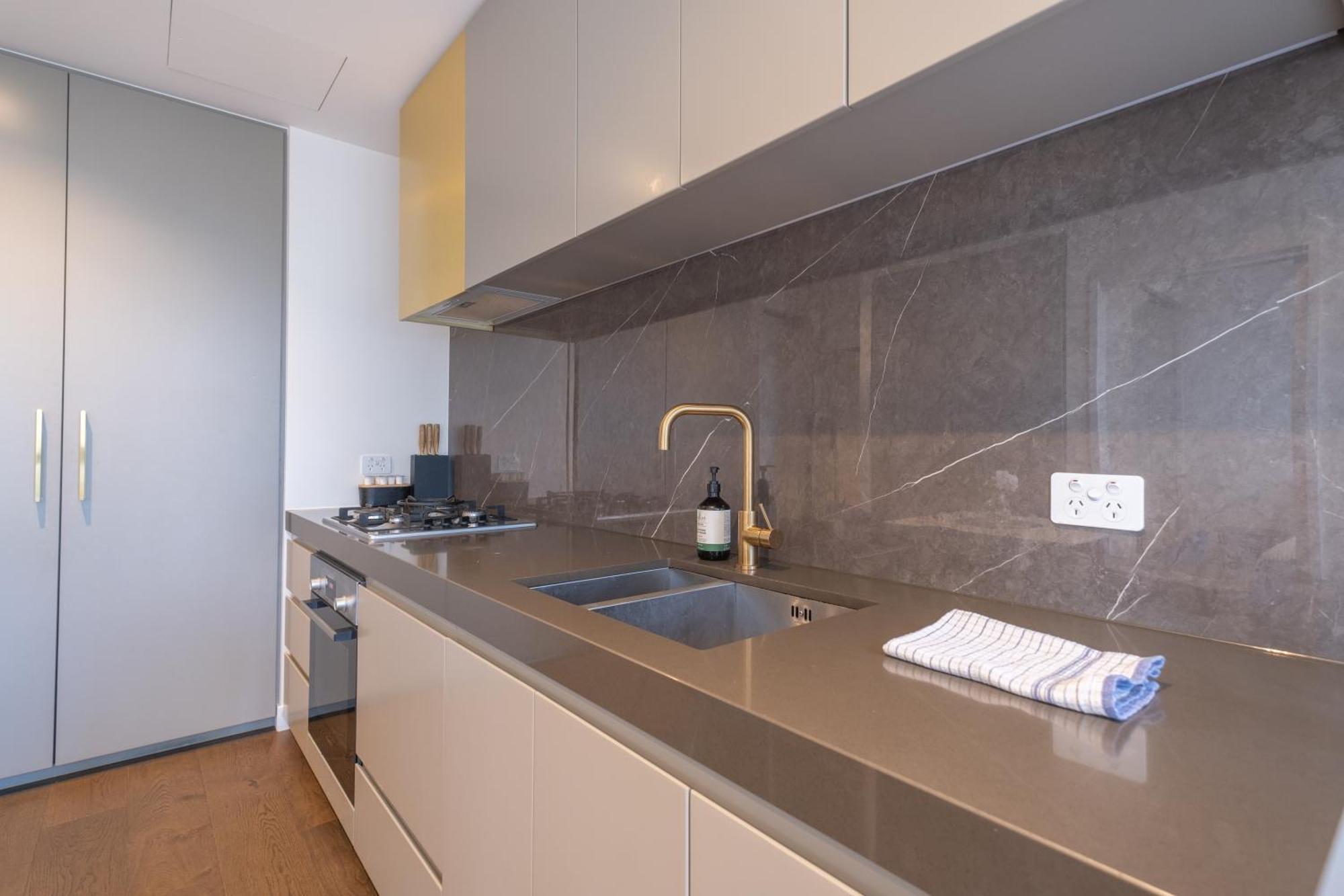Relaxed 1Br1Ba City View Apt Wifi In Cbd Melbourne Kültér fotó